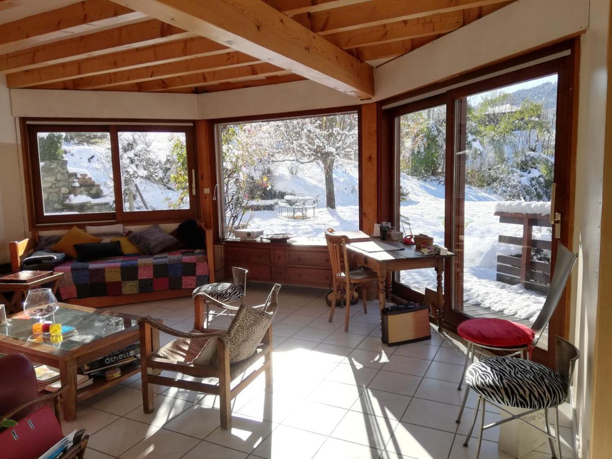 Eco-Logis Mad'In Belledonne Bed & Breakfast Theys Екстериор снимка